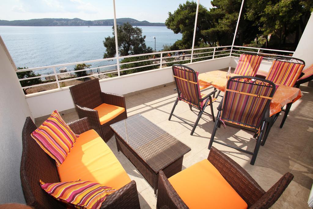Gem Of The Sea Luxury Beach Apartment With Brand New Heating Infinity Pool Τρογκίρ Εξωτερικό φωτογραφία