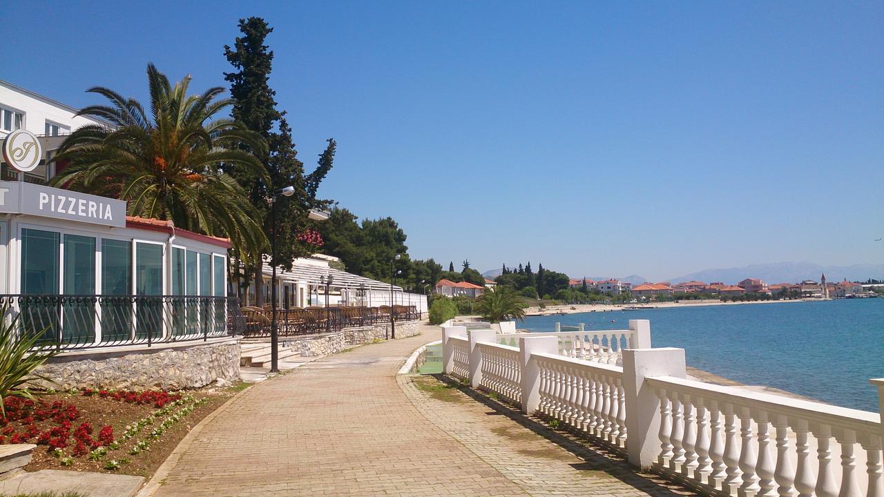 Gem Of The Sea Luxury Beach Apartment With Brand New Heating Infinity Pool Τρογκίρ Εξωτερικό φωτογραφία