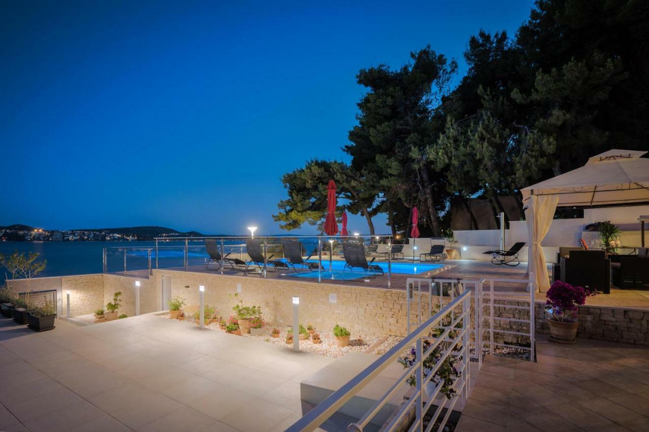 Gem Of The Sea Luxury Beach Apartment With Brand New Heating Infinity Pool Τρογκίρ Εξωτερικό φωτογραφία
