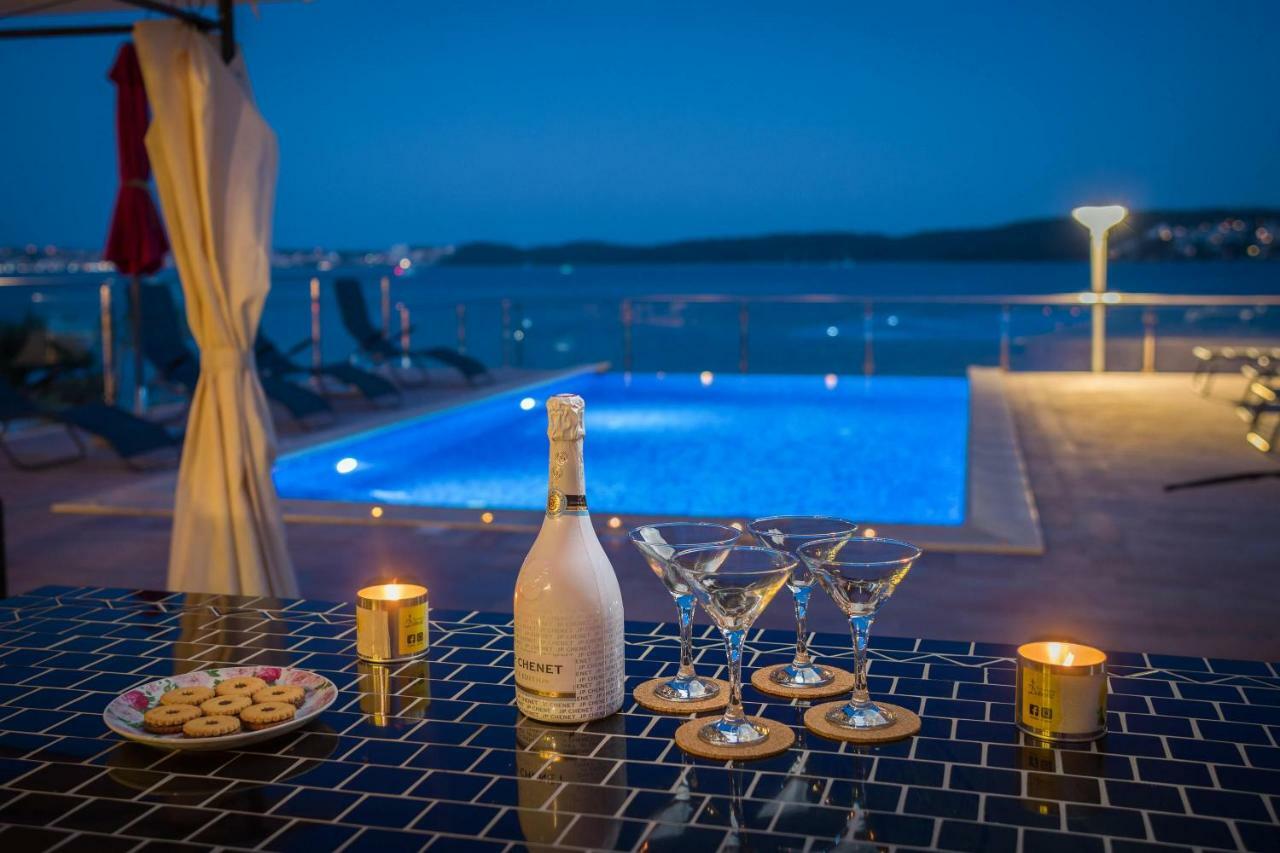 Gem Of The Sea Luxury Beach Apartment With Brand New Heating Infinity Pool Τρογκίρ Εξωτερικό φωτογραφία