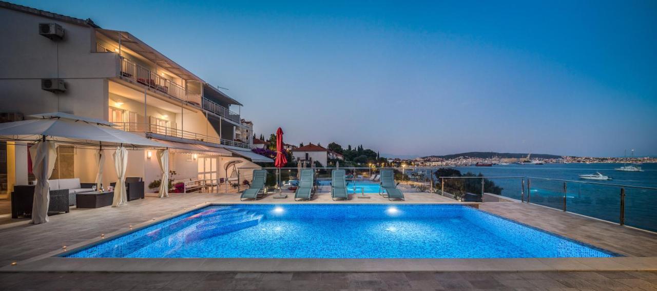 Gem Of The Sea Luxury Beach Apartment With Brand New Heating Infinity Pool Τρογκίρ Εξωτερικό φωτογραφία